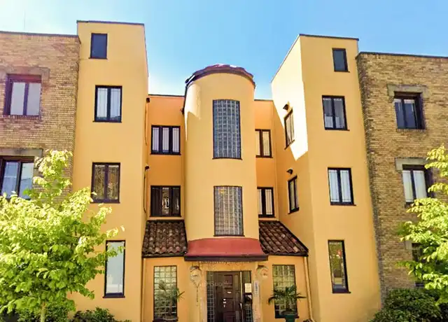 Property at 4515 Burke Ave N Unit 12, Seattle, WA, 98103, 1 bed, 1 bath, [object Object]