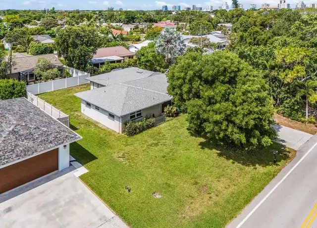 Property at 1240 Pompei Ln, Naples, FL, 34103, 3 beds, 3 baths, [object Object]