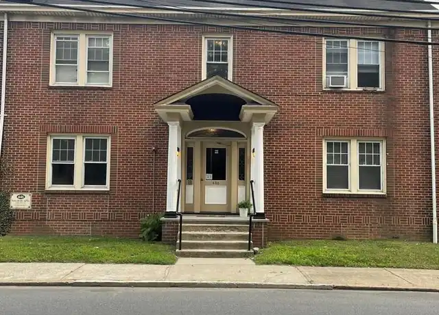 Property at 446 Wagaraw Rd Unit 1, Fair Lawn, NJ, 07410, 1 bed, 1 bath, [object Object]