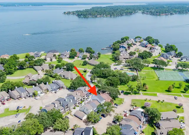 Property at 2022 Lakewood Ct, Willis, TX, 77318, 4 beds, 4.5 baths, [object Object]