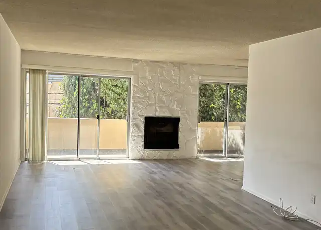 Property at 1825 Glendon Ave #6, Los Angeles, CA, 90025, 2 beds, 2 baths, [object Object]