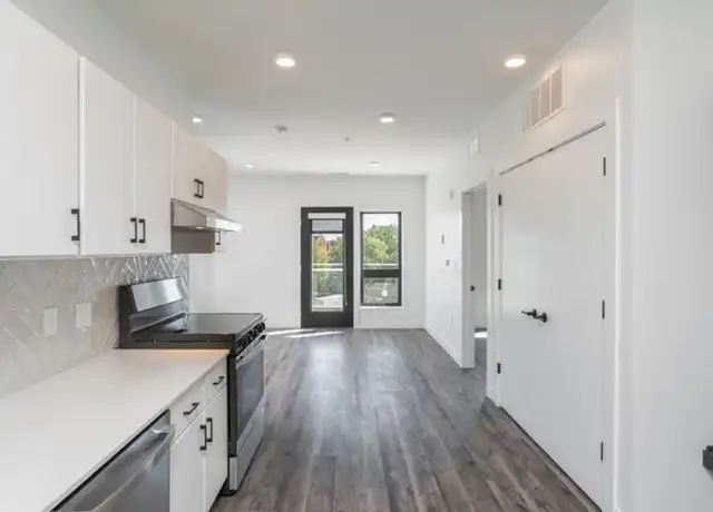Property at 155 Jackson St Unit 402, Oshkosh, WI, 54901, 2 beds, 1 bath, [object Object]
