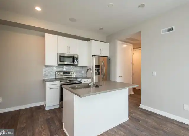 Property at 1340 S 13th St Unit 2D, Philadelphia, PA, 19147, 2 beds, 1 bath, [object Object]