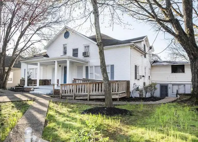 Property at 706 Chickamauga Ave Unit 19, Knoxville, TN, 37917, 1 bed, 1 bath, [object Object]
