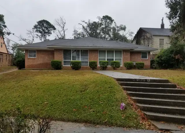 Property at 906 N Van Buren St Unit B, Albany, GA, 31701, 2 beds, 1 bath, [object Object]