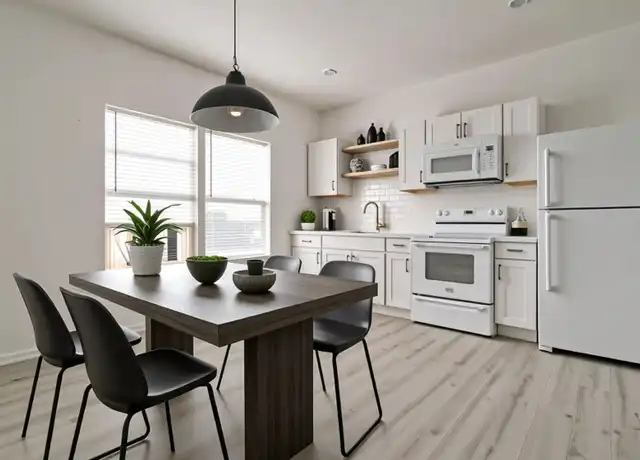 Property at 2722 E Vickery Blvd, Fort Worth, TX, 76105, 1 bed, 1 bath, [object Object]