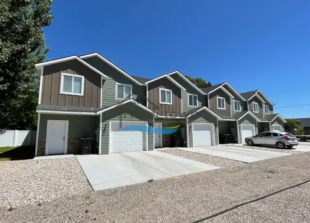 Property at 512 E 8th St Unit 512, Burley, ID, 83318, 3 beds, 2.5 baths, [object Object]