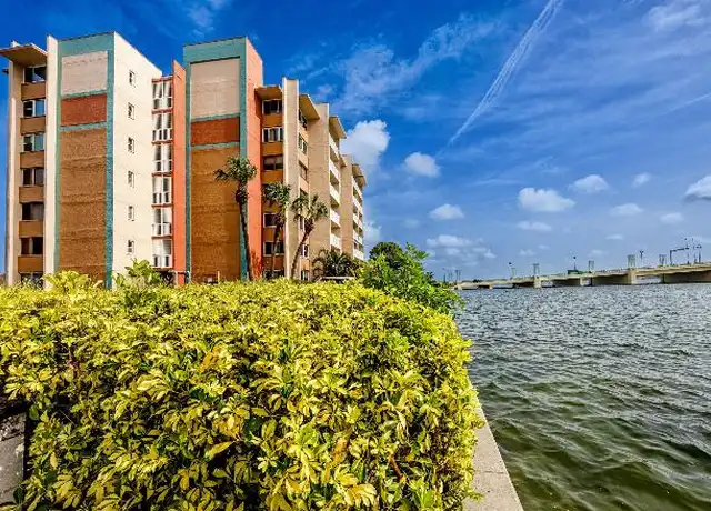 Property at 500 Treasure Island Cswy, Treasure Island, FL, 33706, 2 beds, 2 baths, [object Object]