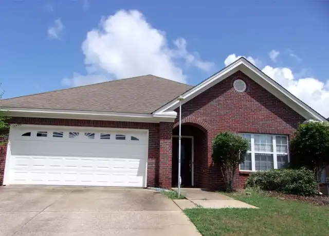 Property at 718 Briarcliff Pl, Prattville, AL, 36066, 3 beds, 2 baths, [object Object]