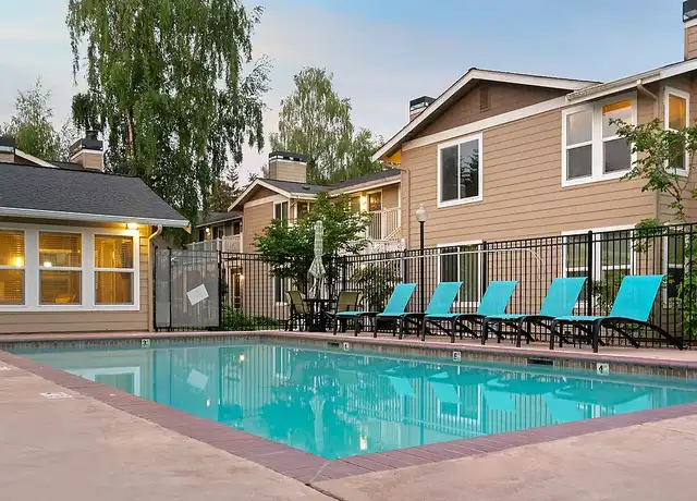 Property at Inglenook Court - 14220 Juanita Dr NE, Kirkland, WA, 98034, 1-2 bed, 1-2 bath, [object Object]