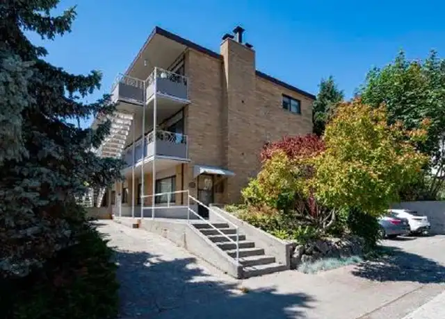 Property at 518 N 43rd St Unit 10, Seattle, WA, 98103, 3 beds, 1 bath, [object Object]