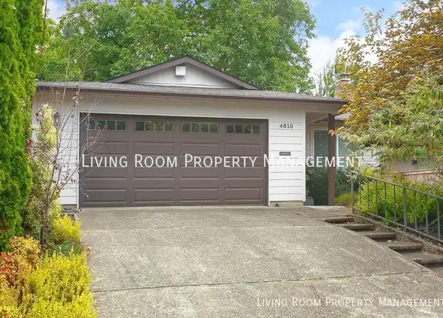 Property at 4816 SE 36th Ave, Portland, OR, 97202, 3 beds, 2 baths, [object Object]