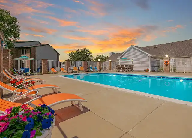 Property at Compass Pointe - 2210 Beech St, Valparaiso, IN, 46383, 1-2 bed, 1-2 bath, [object Object]