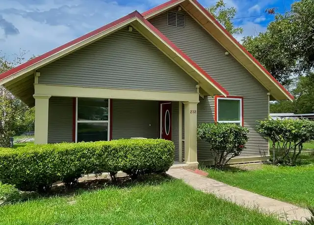 Property at 232 S Tesch St, Bellville, TX, 77418, 2 beds, 1 bath, [object Object]