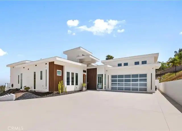 Property at 1270 W Chase Dr, Corona, CA, 92882, 4 beds, 5.5 baths, [object Object]
