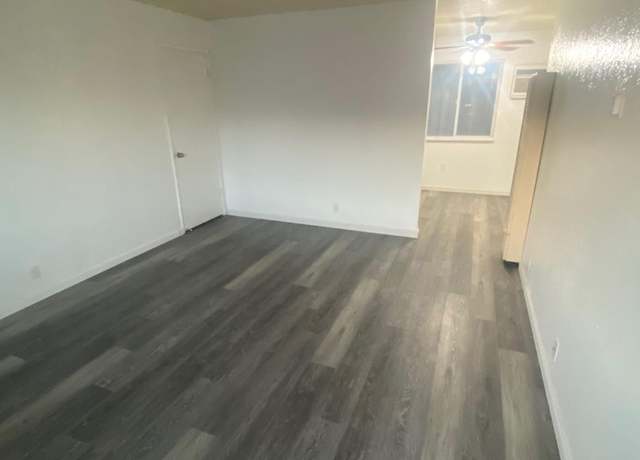 Photo of 221 E Edison St Unit 5, Manteca, CA 95336