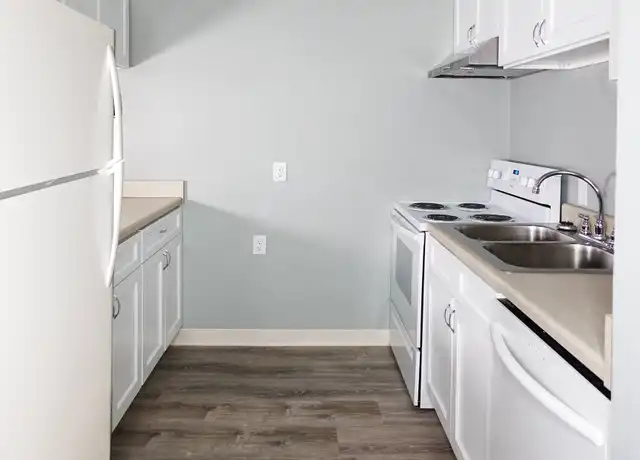 Property at 1102 Salem Ave, Dayton, OH, 45406, 1 bed, 1 bath, [object Object]