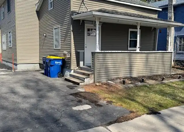 Property at 35 E Oneida St, Baldwinsville, NY, 13027, 3 beds, 2 baths, [object Object]