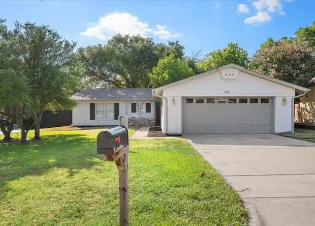 Property at 2809 Olympia Dr, Arlington, TX, 76013, 4 beds, 2 baths, [object Object]