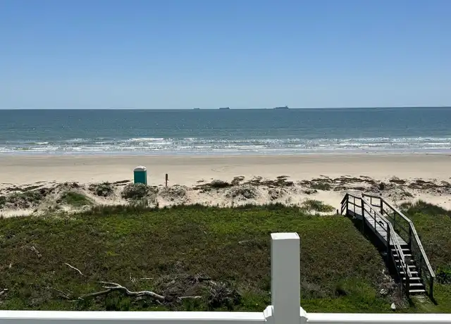 Property at 101 Pelican Place #4 - 101 Pelican Pl Apt 4, Freeport, TX, 77541, 3 beds, 2 baths, Contact for Price