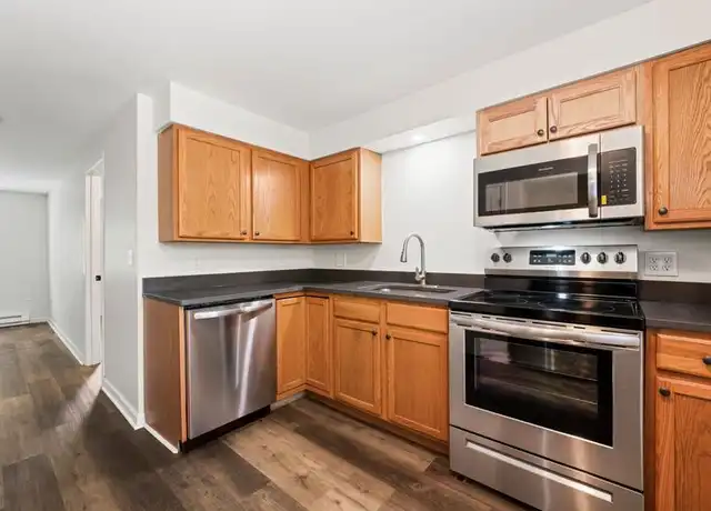 Property at 255 Main St Unit B-10, Corinth, NY, 12822, 1 bed, 1 bath, [object Object]