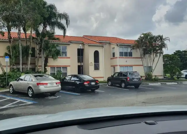 Property at 3320 Pinewalk Dr N #1715, Margate, FL, 33063, 1 bed, 1 bath, [object Object]