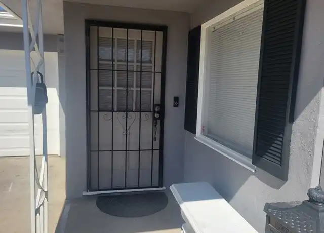 Property at 208 La Plz Unit PLAZA92805, Anaheim, CA, 92805, 1 bed, 1 bath, [object Object]