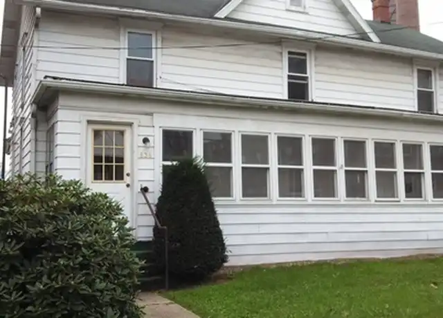 Property at 836 Grant St Unit 836 836A, Indiana, PA, 15701, 1 bed, 1 bath, [object Object]