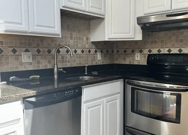 Property at 30 Chester St #16, Somerville, MA, 02144, 2 beds, 1 bath, [object Object]