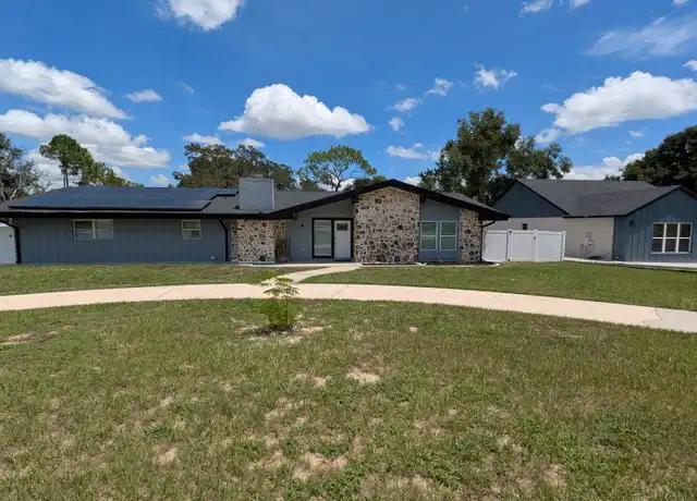 Property at 303 E Pomelo St, Groveland, FL, 34736, 3 beds, 2 baths, [object Object]