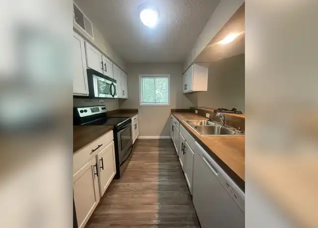 Property at Amber Ridge - 1101 Ambertrace Ln, Holland, MI, 49424, 2 beds, 1 bath, [object Object]