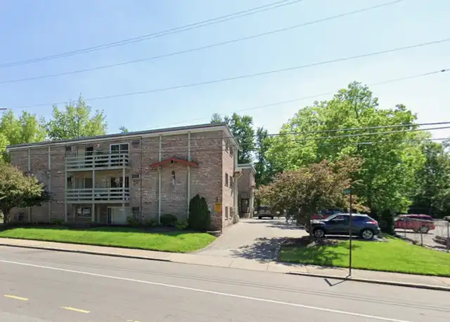 Property at 895 Clinton Springs Ave Unit 4, Cincinnati, OH, 45229, 1 bed, 1 bath, [object Object]