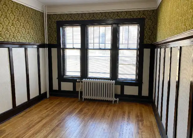 Property at 2007 Aldrich Ave S #4, Minneapolis, MN, 55405, 2 beds, 1 bath, [object Object]