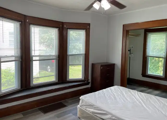 Property at 729 S Beech St, Syracuse, NY, 13210, 5 beds, 2 baths, [object Object]