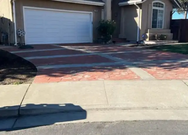 Property at 300 Accipiter Ct, Tracy, CA, 95376, 4 beds, 3 baths, [object Object]