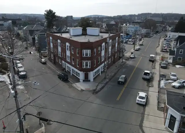 Property at 36 Vine St Unit 18, Haverhill, MA, 01830, 1 bed, 1 bath, [object Object]