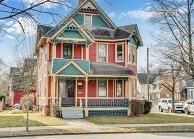 Property at 86 Princeton St, Springfield, MA, 01109, 3 beds, 1.5 baths, [object Object]