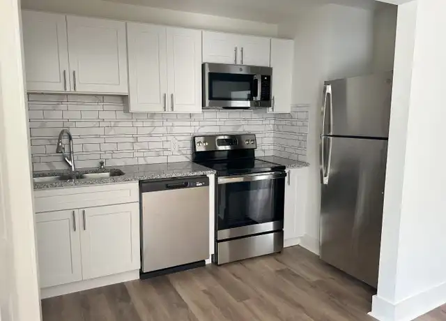Property at 125 Jones St, Blue Ridge, GA, 30513, 2 beds, 1 bath, [object Object]