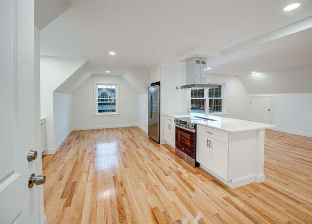 Photo of 117 Great Rd Unit 117, Acton, MA 01720