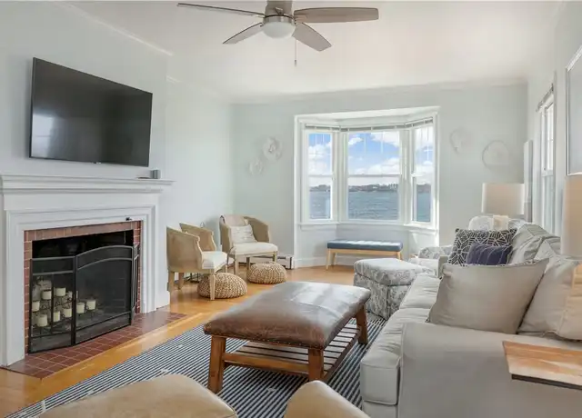 Property at 112 Esplanade, Middletown, RI, 02842, 3 beds, 2 baths, [object Object]