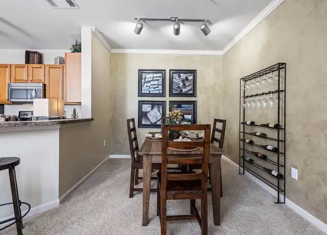Property at Wembly At Overlook - 1091 Overlook Pkwy, Macon, GA, 31210, 1-2 bed, 1-2 bath, [object Object]