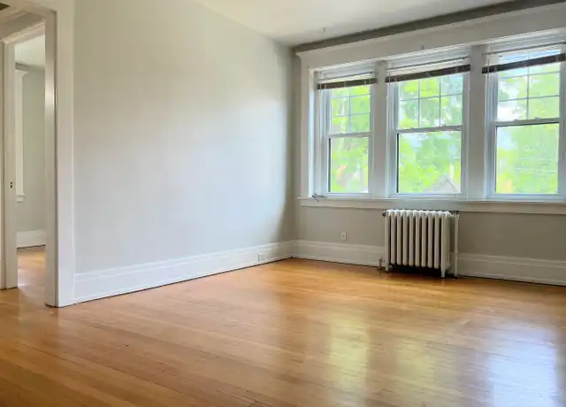 Property at 196 Crescent Ave Unit 17D, Buffalo, NY, 14214, 1 bed, 1 bath, [object Object]