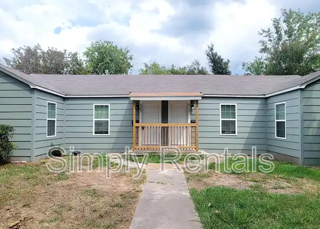 Property at 4303 Gordon St, Greenville, TX, 75401, 2 beds, 1 bath, [object Object]