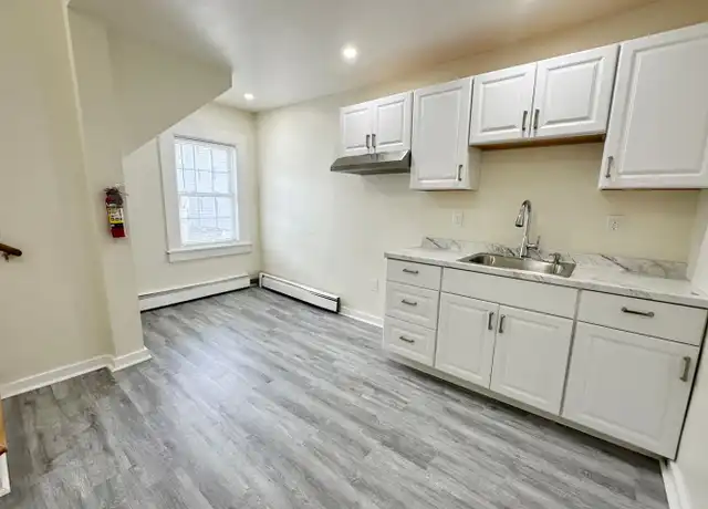 Property at 1008 Main St Unit 3, Fitchburg, MA, 01420, 0 beds, 1 bath, [object Object]