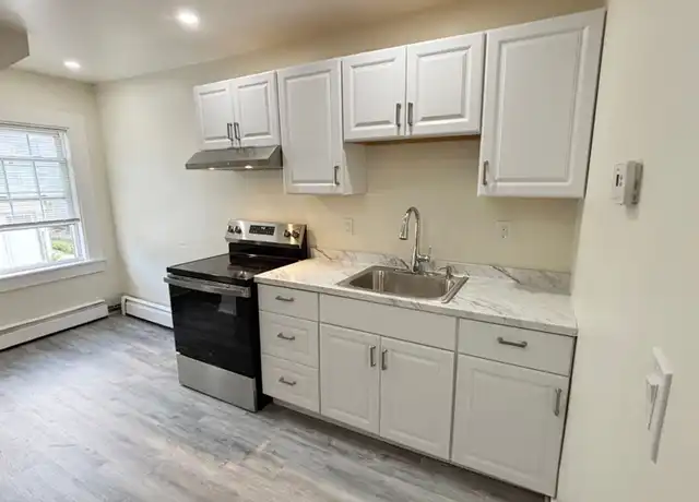 Property at 1008 Main St Unit 3, Fitchburg, MA, 01420, 0 beds, 1 bath, [object Object]