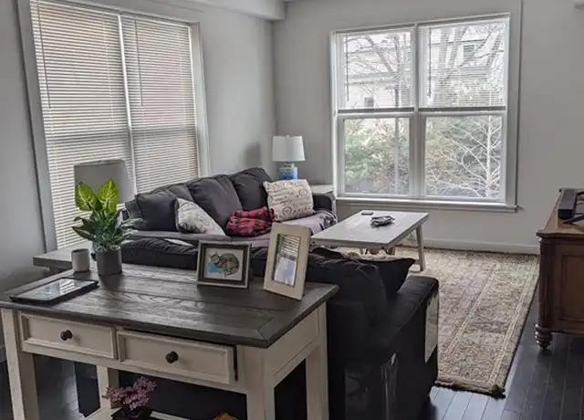 Property at 3383 Washington St Unit 208, Jamaica Plain, MA, 02130, 2 beds, 1 bath, [object Object]