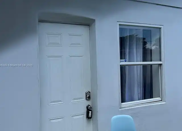 Property at 1219 NW 14th Ct, Fort Lauderdale, FL, 33311, 1 bed, 1 bath, [object Object]