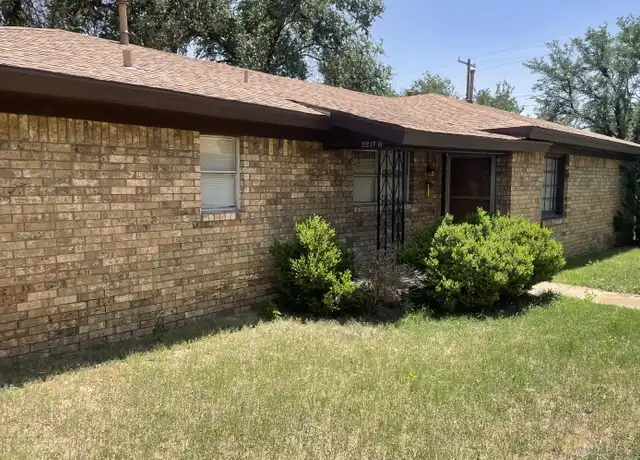 Property at 2217 26th St Unit b, Lubbock, TX, 79411, 2 beds, 1 bath, [object Object]