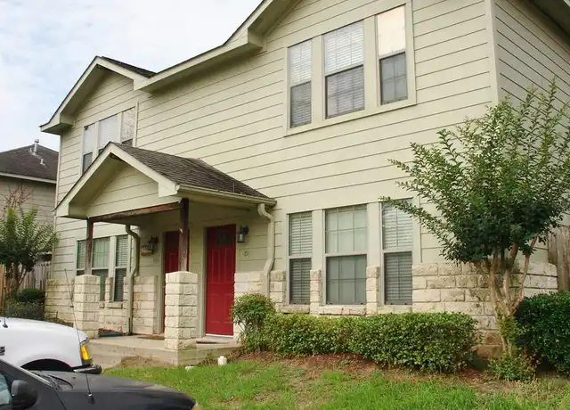 Property at 104 Vista Way, Huntsville, TX, 77340, 3 beds, 3 baths, [object Object]