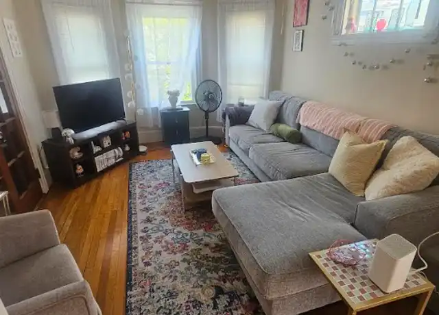 Property at 34 Sunset Rd Unit 2, Somerville, MA, 02144, 3 beds, 1 bath, [object Object]